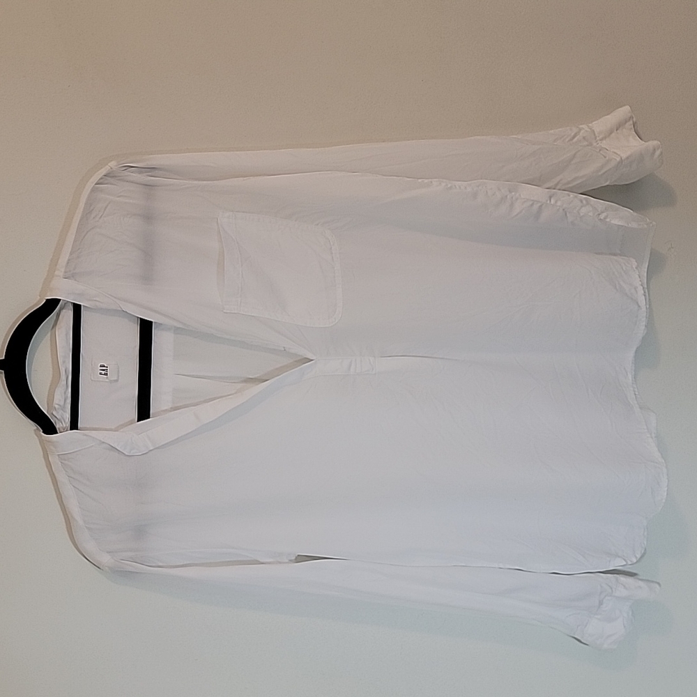 GAP Long Sleeve White Shirt